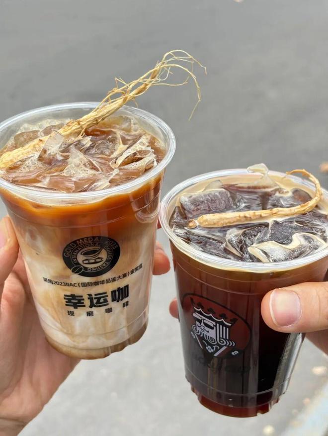 ”甜品为什么让这么多年轻人上了头？PG麻将胡了免费模拟器一碗“老干部(图5)